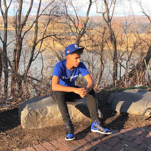 Meet your Posher, Kingmanny